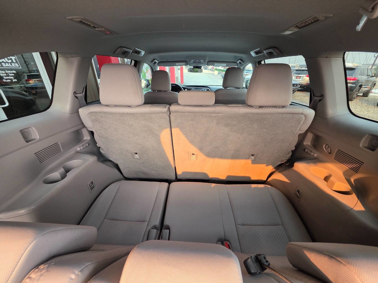 Used 2018 Toyota Highlander AWD V6 image 11