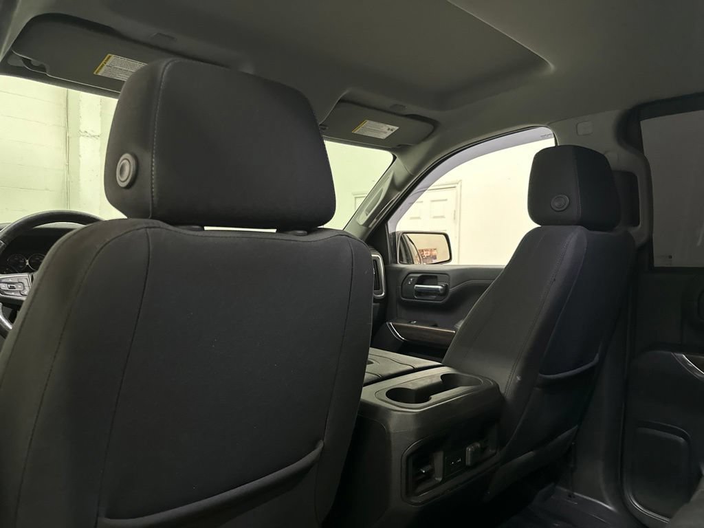 Used 2019 Chevrolet Silverado 1500 LT Trail Boss AWD/4WD image 45