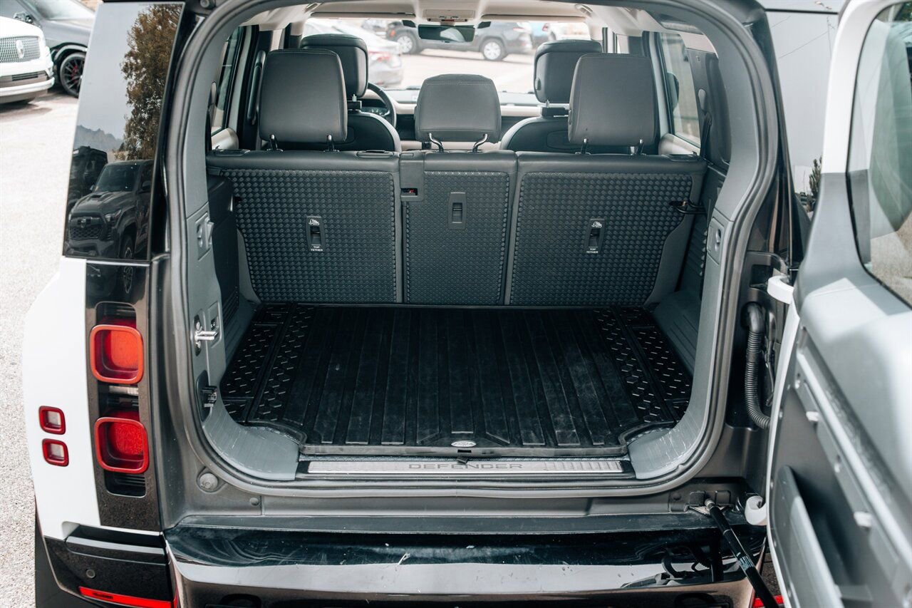 Used 2022 Land Rover Defender 110 X-Dynamic HSE image 41