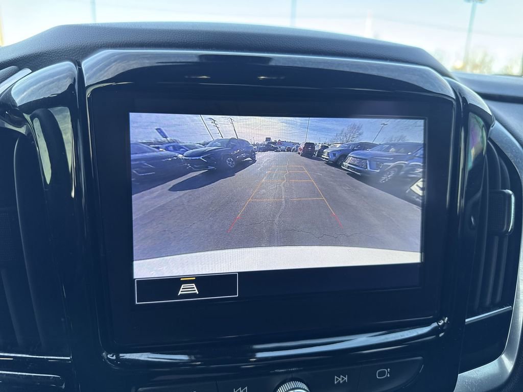 Used 2023 Chevrolet Traverse LT image 17