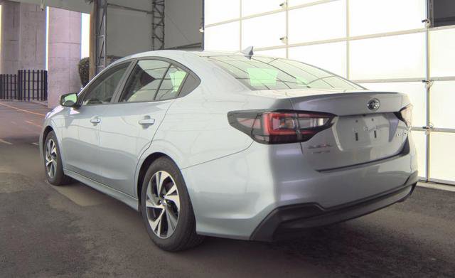Used 2025 Subaru Legacy Premium image 5