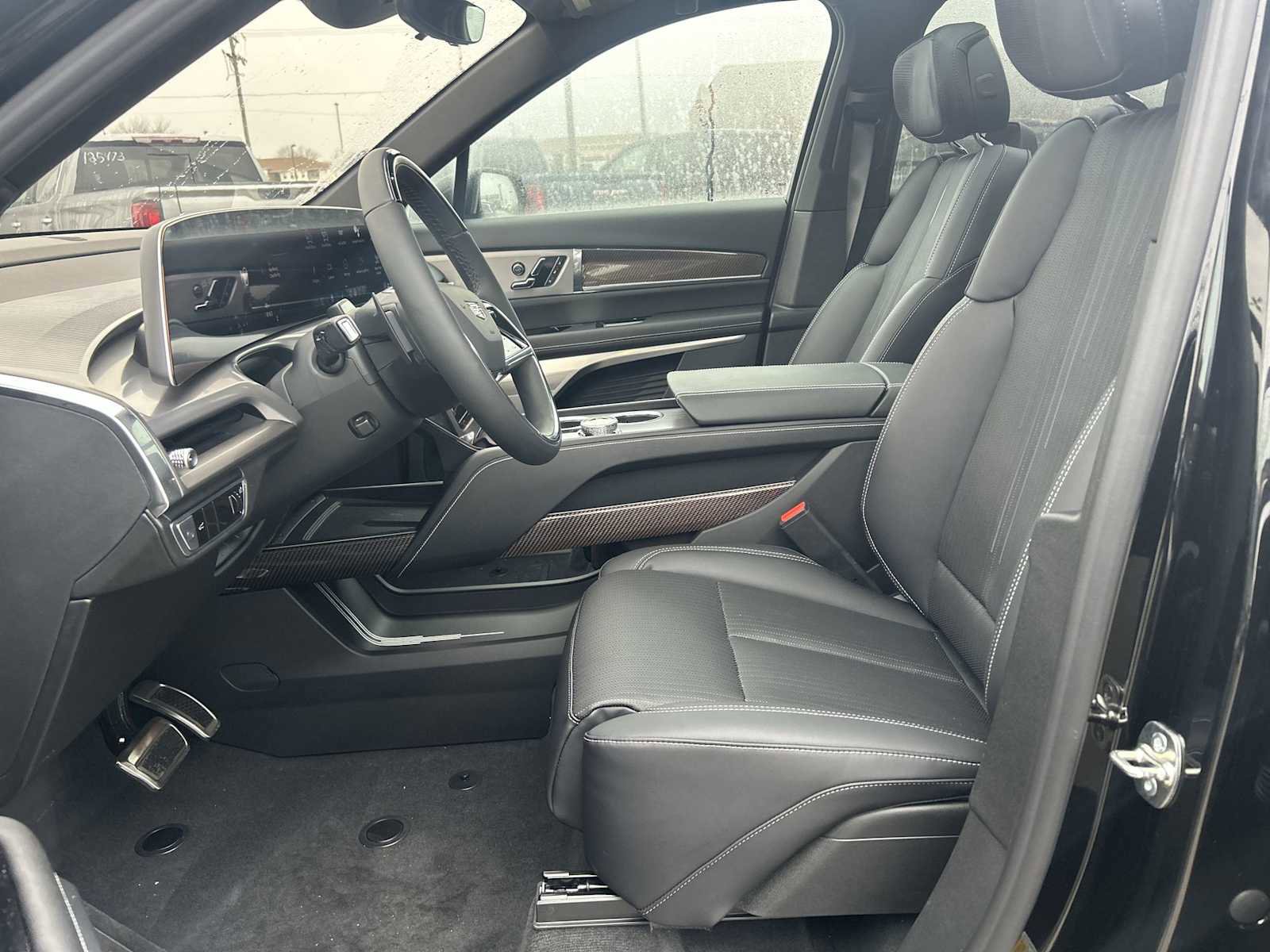 New 2026 Cadillac Vistiq Luxury image 18