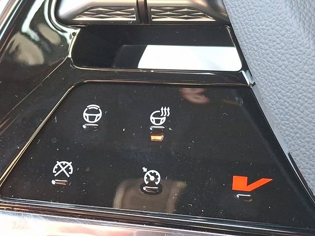 New 2026 Cadillac Vistiq Luxury image 13