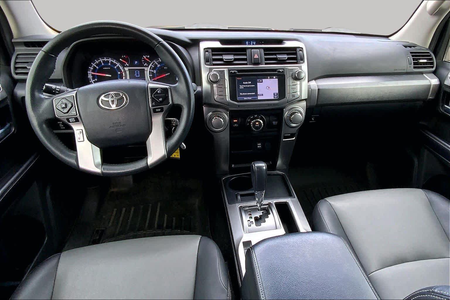 Used 2018 Toyota 4Runner SR5 Premium RWD image 16