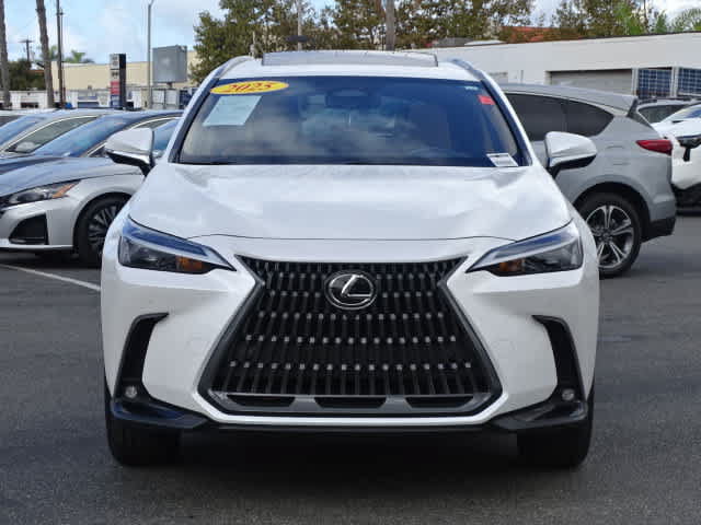Used 2025 Lexus NX 350h AWD w/ Accessory Package (Z2) image 3