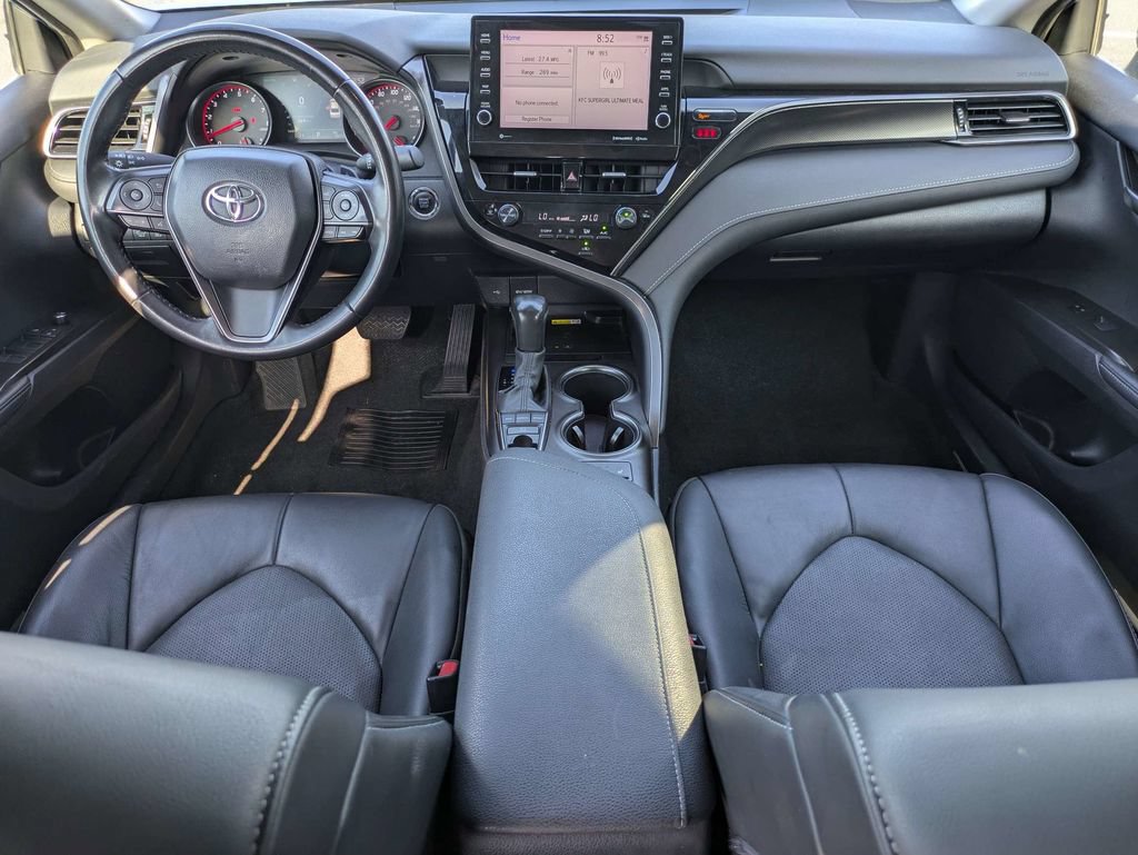 Used 2024 Toyota Camry XSE FWD image 2