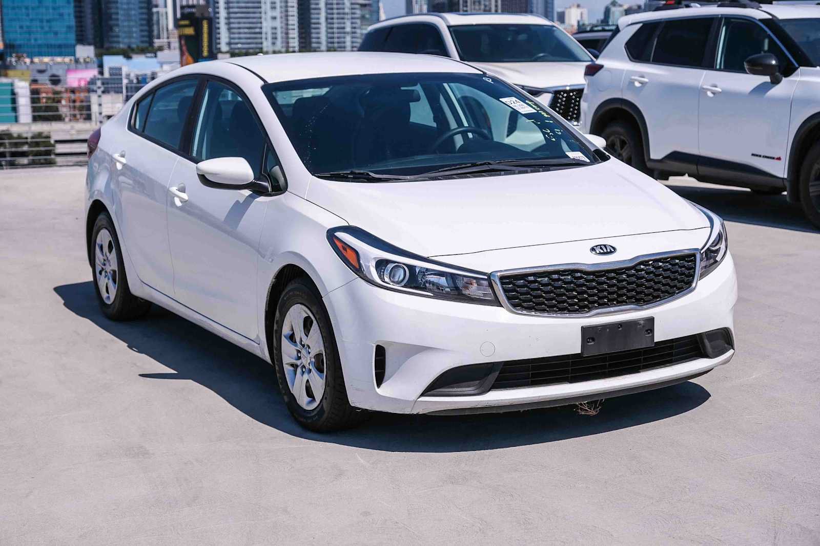 Used 2017 Kia Forte LX FWD image 3