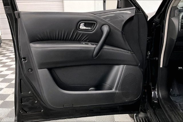 Used 2023 Nissan Armada S RWD image 19