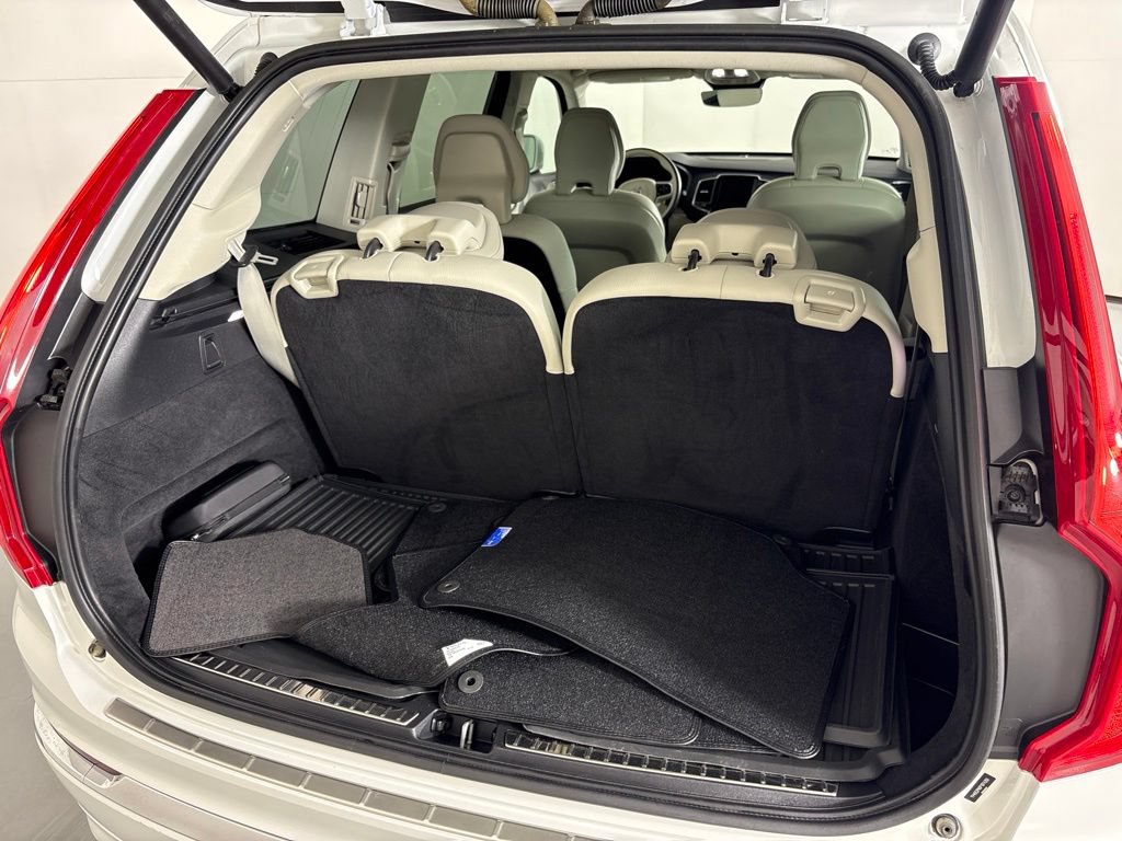Used 2023 Volvo XC90 B6 Plus w/ Protection Package Premier AWD/4WD image 19