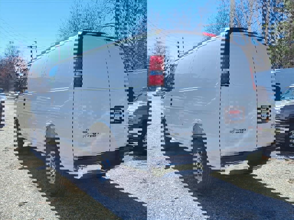 New 2026 GMC Savana 2500 w/ Driver Convenience Package image 5