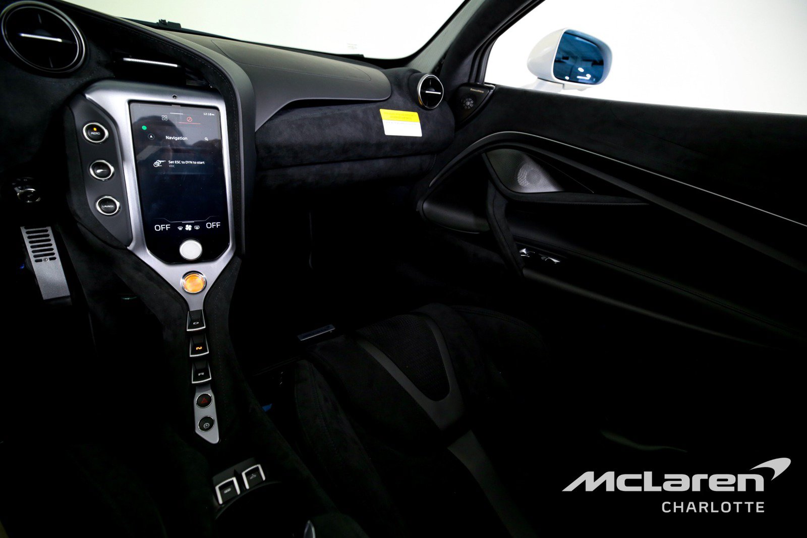Used 2026 McLaren 750S Spider RWD image 17