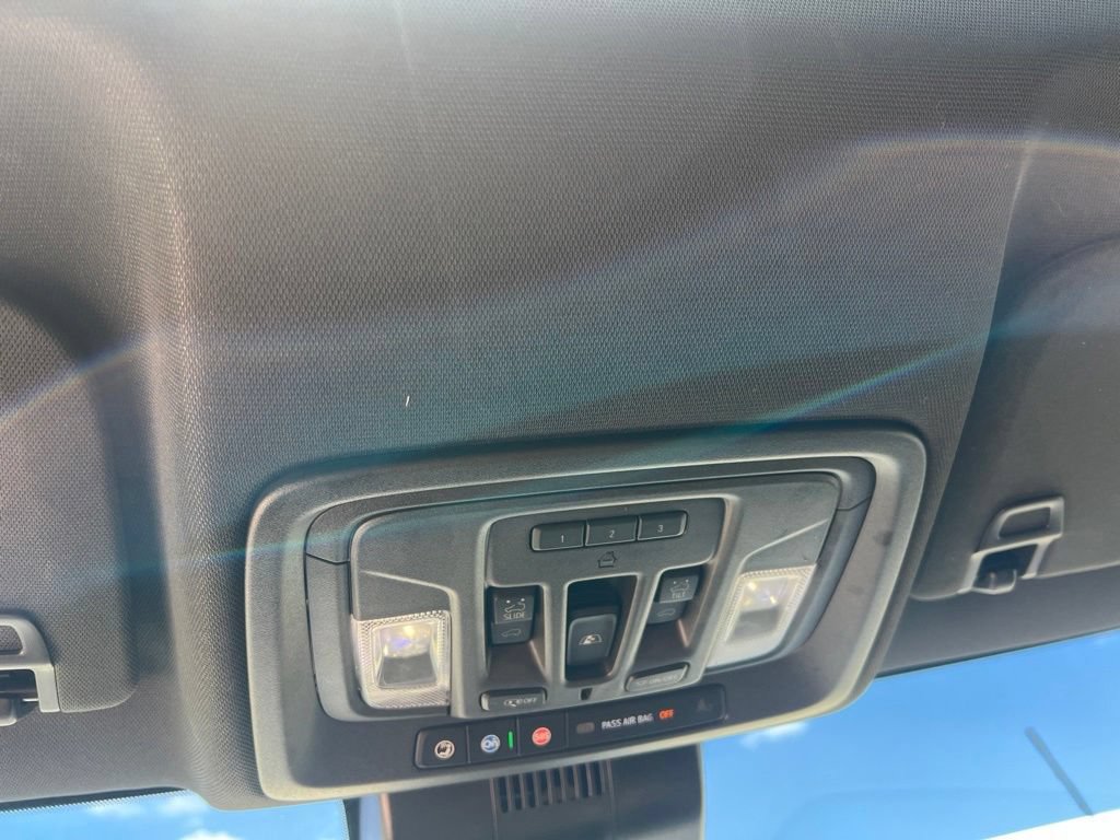 Used 2024 Chevrolet Silverado 2500 ZR2 w/ Technology Package AWD/4WD image 63