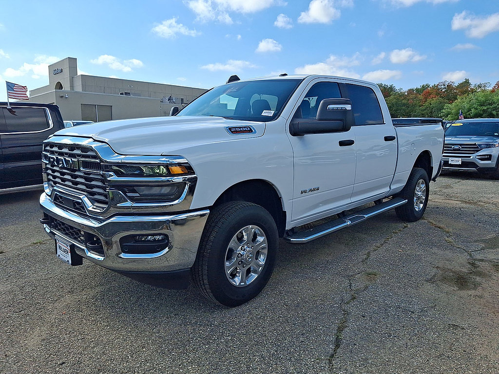Used 2026 RAM 2500 Big Horn AWD/4WD image 4
