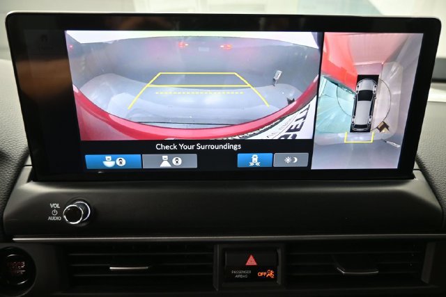New 2026 Honda Pilot Touring image 7