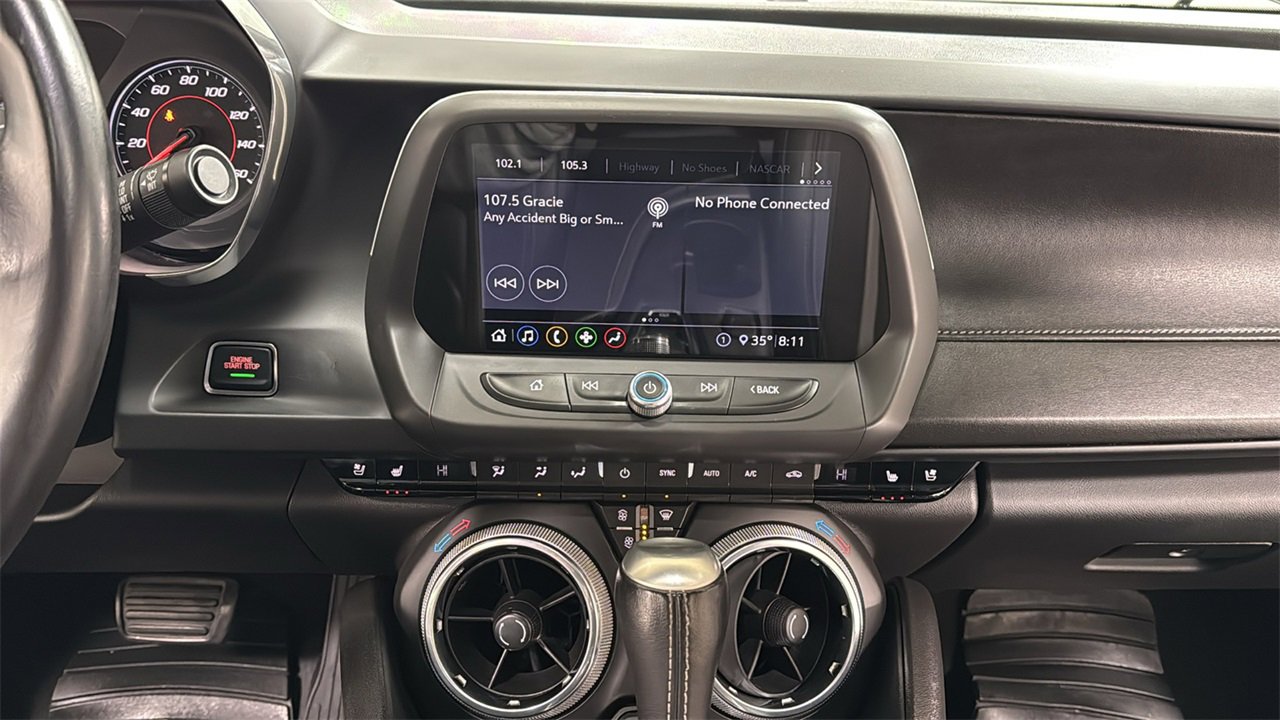 Used 2020 Chevrolet Camaro LT w/ RS Package image 10