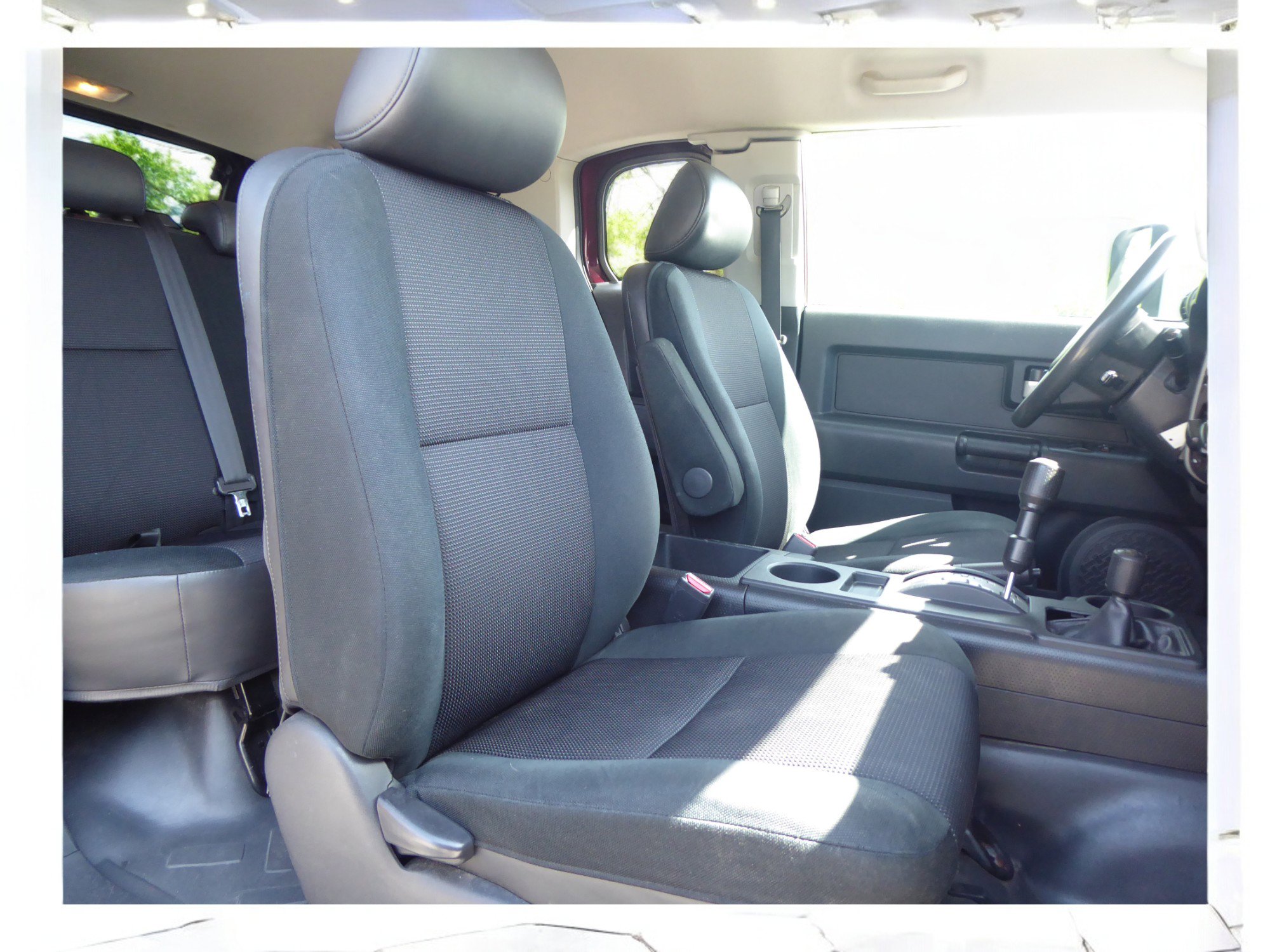 Used 2007 Toyota FJ Cruiser 4WD image 15