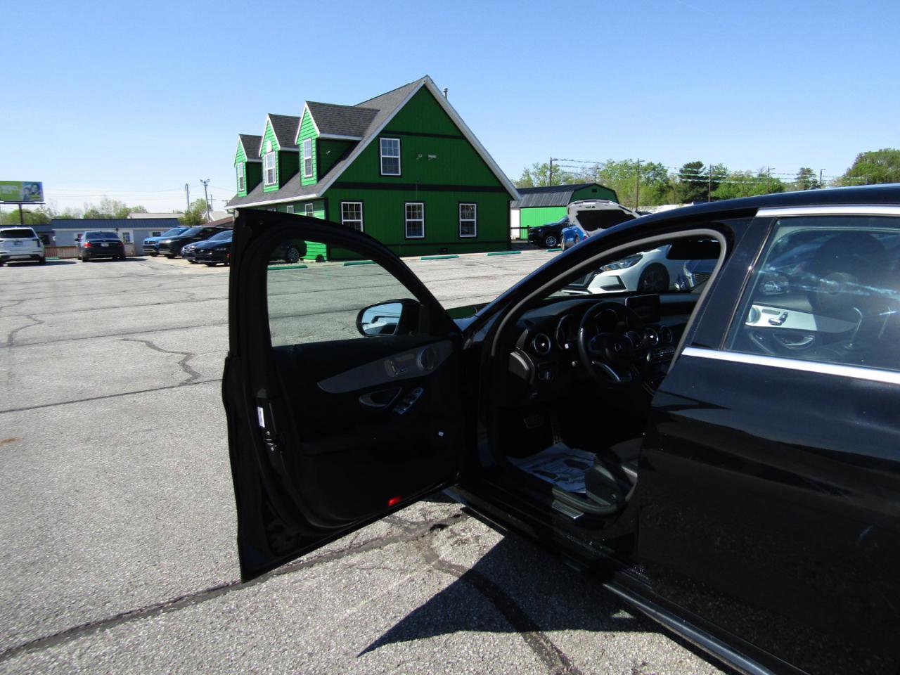Used 2018 Mercedes-Benz C 300 4MATIC Sedan w/ AMG Line image 10