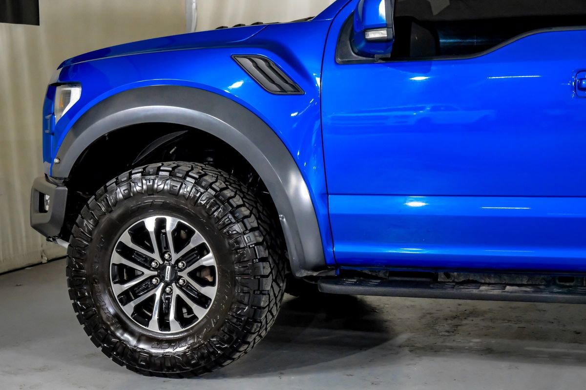 Used 2019 Ford F150 Raptor w/ Equipment Group 802A Luxury image 12