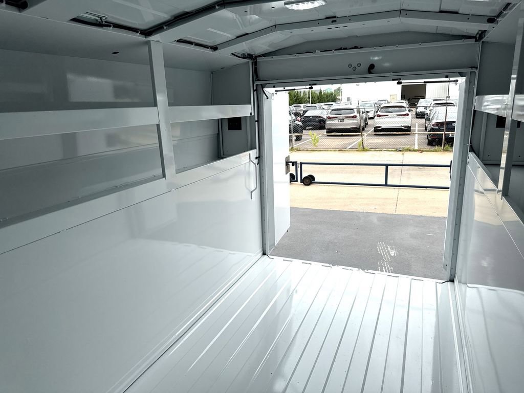 New 2025 Ford Transit 350 w/ Interior Upgrade Package RWD image 25
