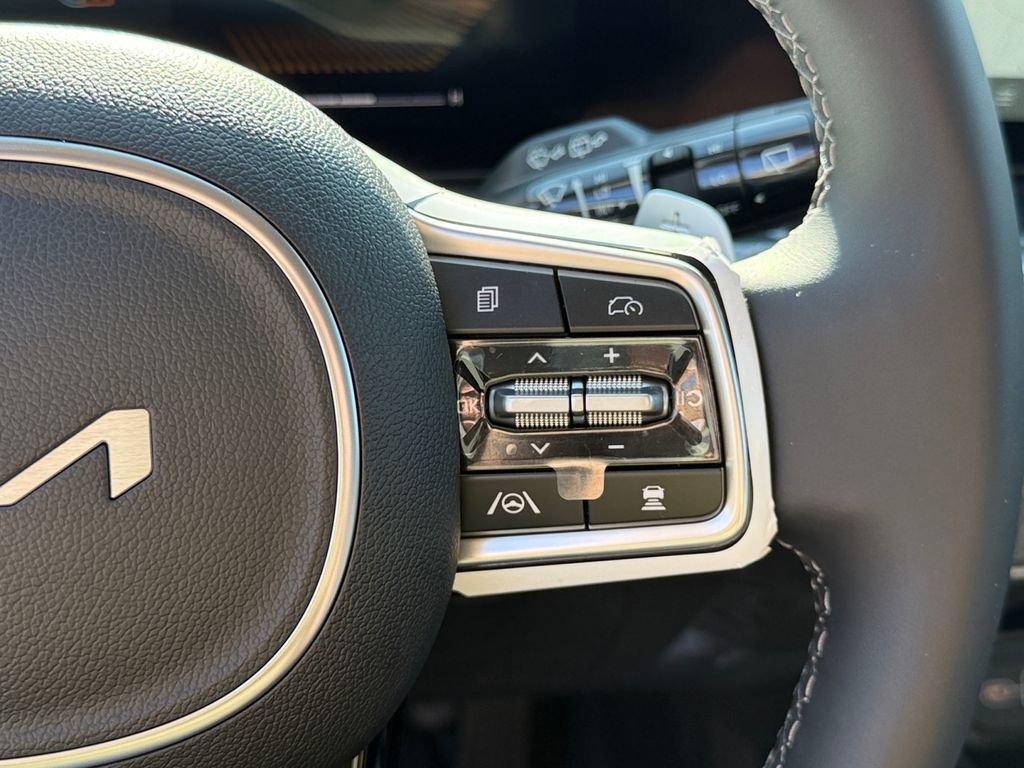 New 2025 Kia Sorento EX image 19
