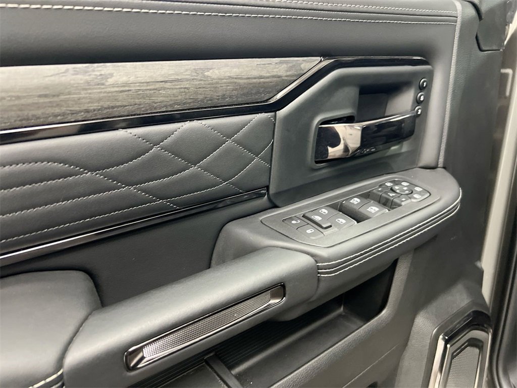 New 2026 RAM 2500 Limited image 22