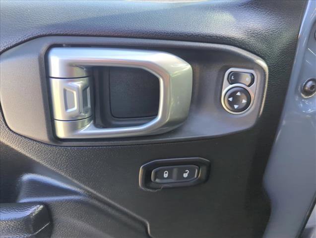 Used 2024 Jeep Wrangler Unlimited Rubicon 4xe w/ Technology Group image 24