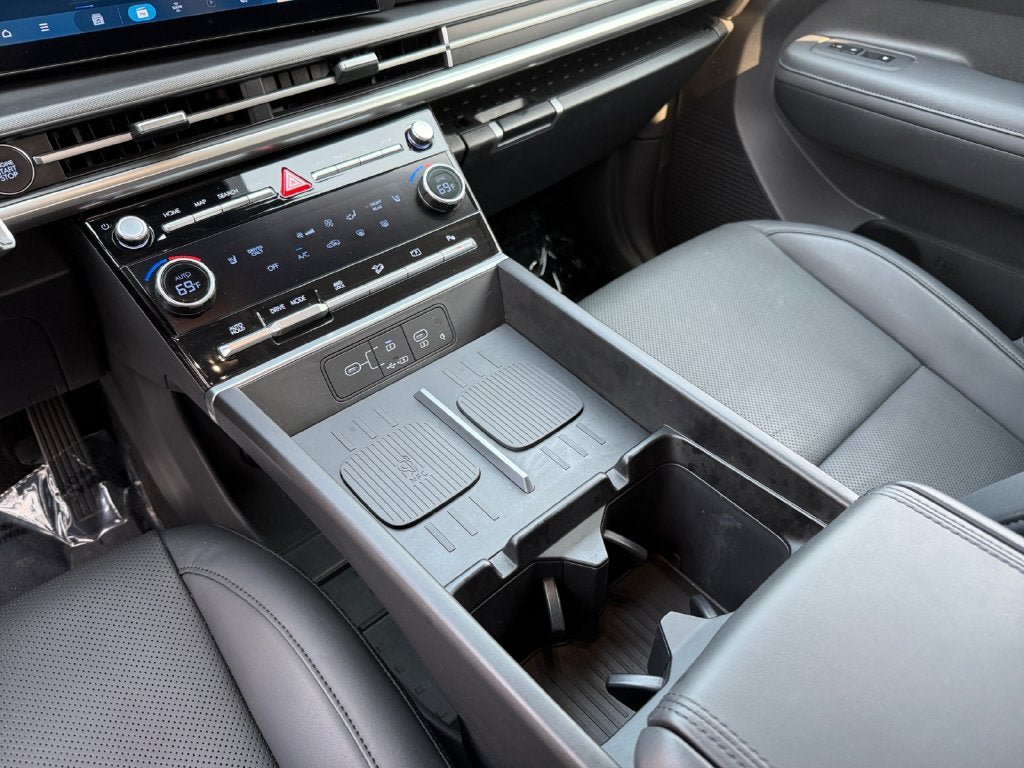 Used 2025 Hyundai Santa Fe SEL AWD/4WD image 19