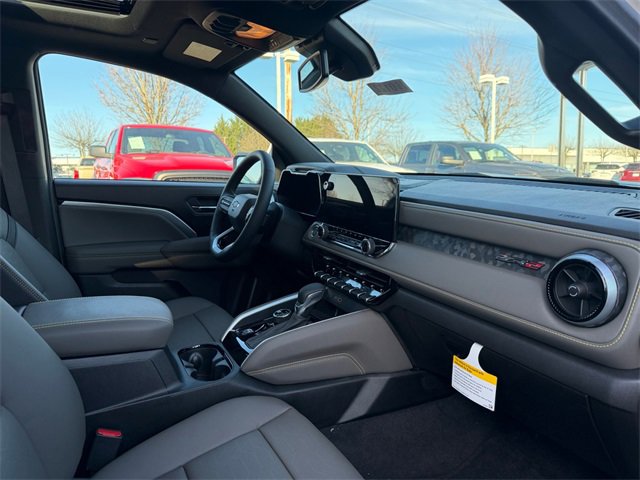 New 2026 Chevrolet Colorado ZR2 w/ Off-Road Front Bumper Package image 38