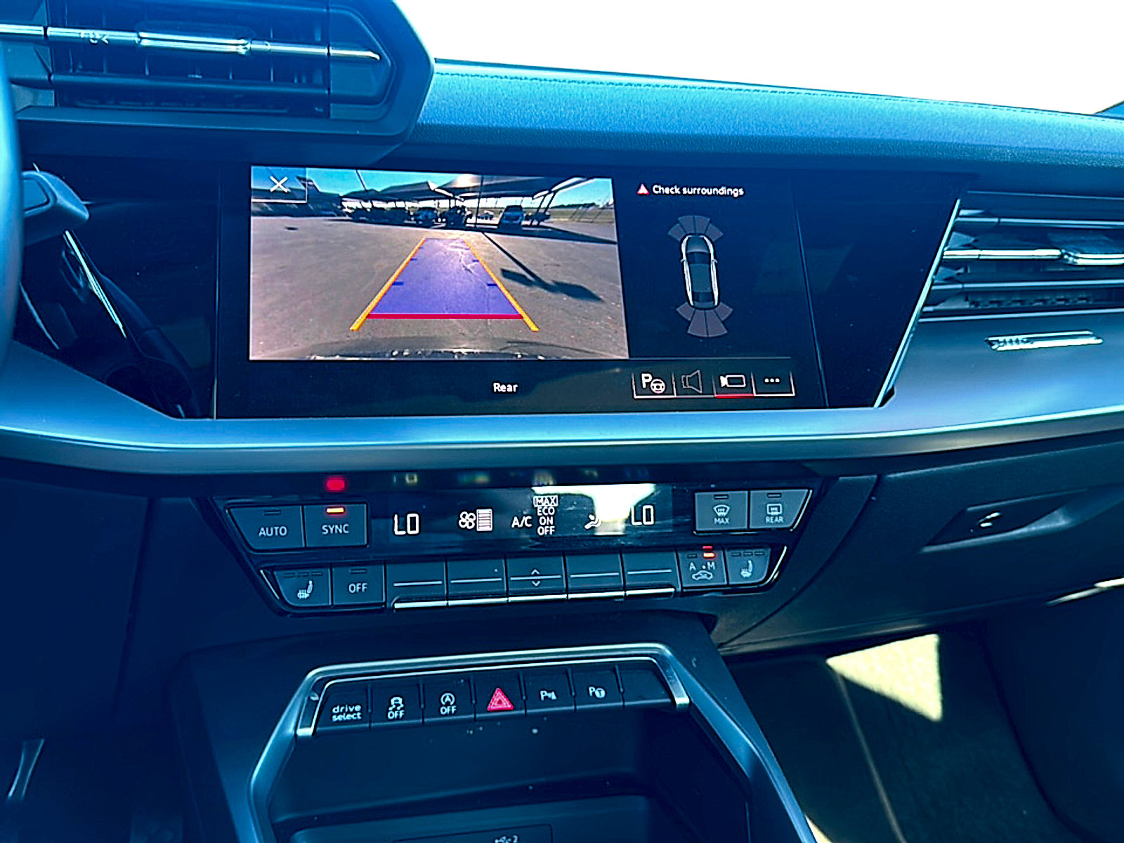 Used 2024 Audi A3 2.0T Premium image 31