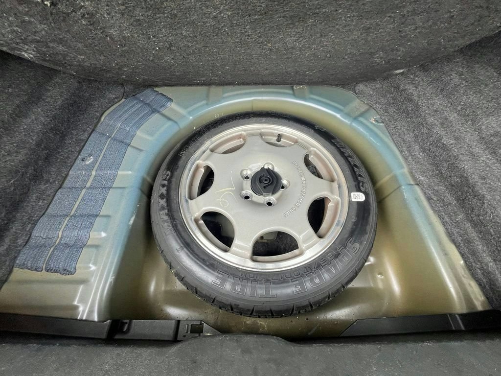 Used 2014 Ford Taurus SEL w/ Equipment Group 201A FWD image 28