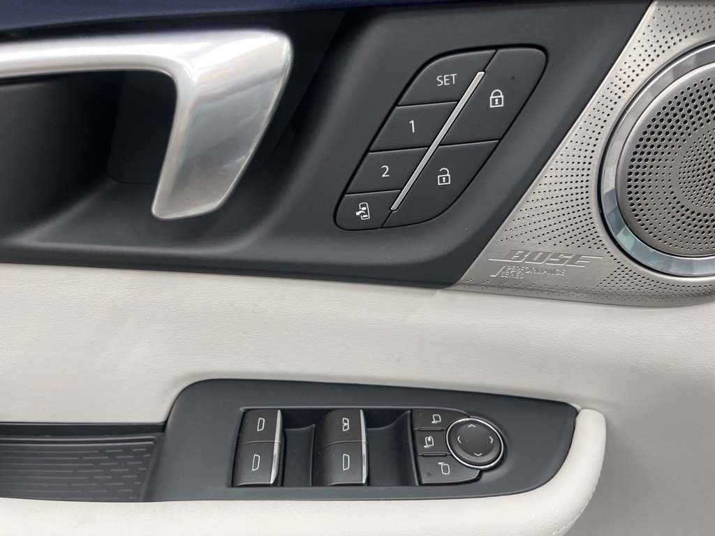 New 2026 Buick Enclave Avenir w/ Super Cruise Package AWD/4WD image 8