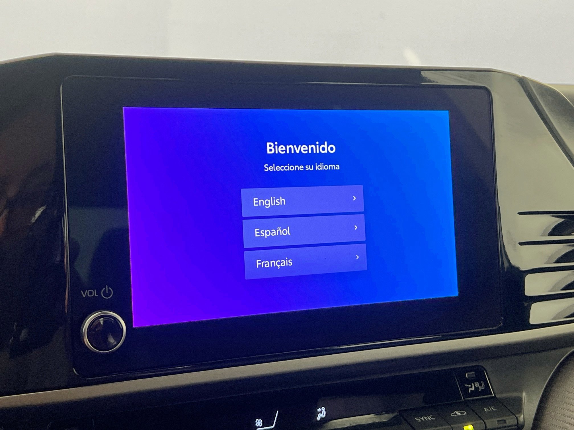 Used 2025 Toyota Camry SE image 28