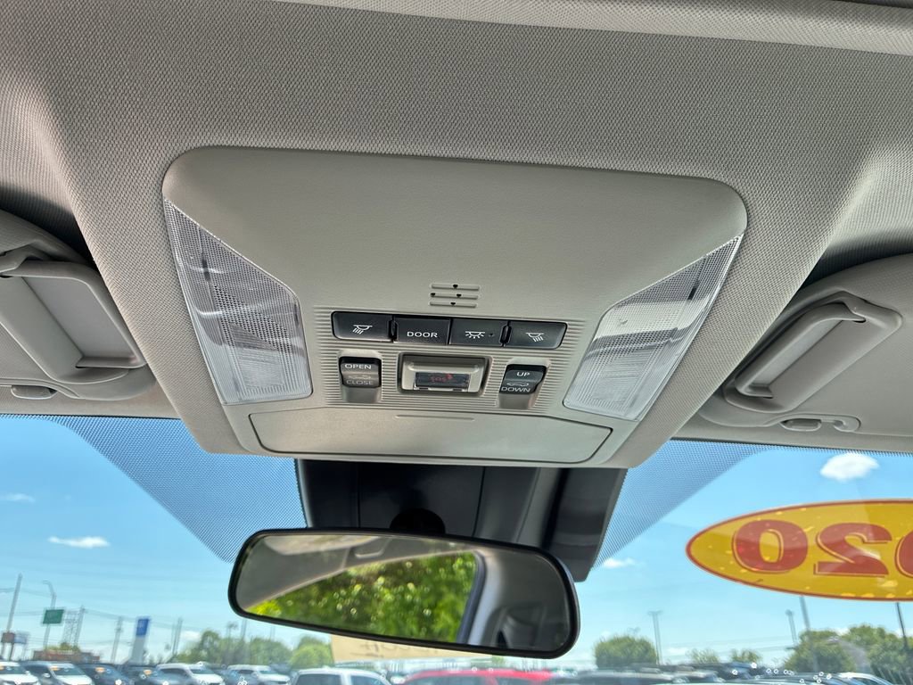 Used 2020 Toyota RAV4 XLE Premium AWD/4WD image 16