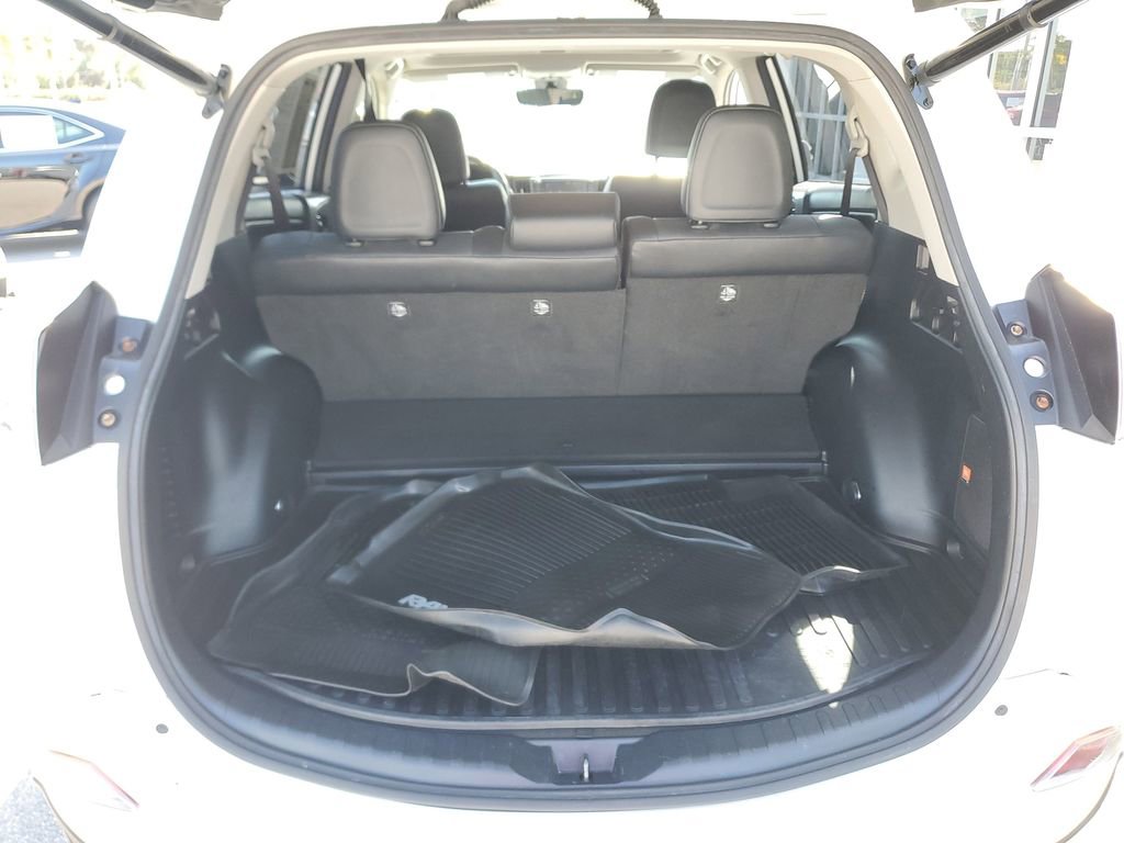 Used 2018 Toyota RAV4 Limited w/ Advanced Technology Package image 24