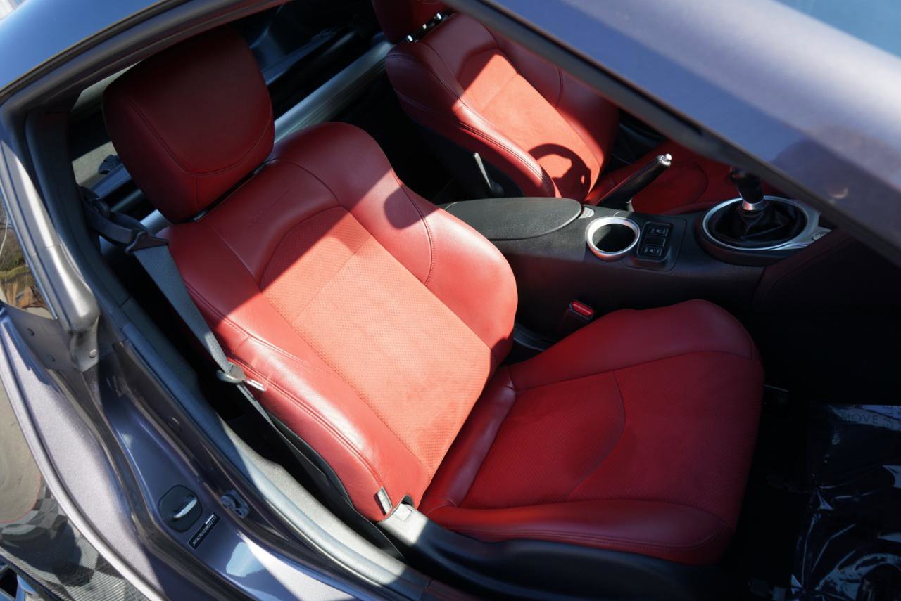 Used 2010 Nissan 370Z Touring w/ Sport Pkg image 50