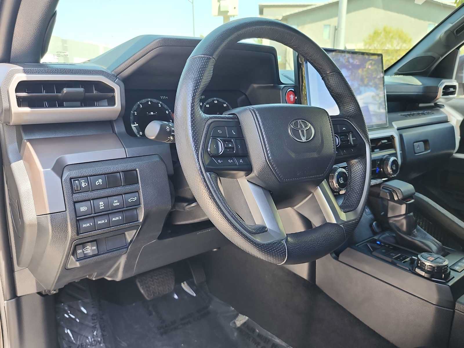 Used 2024 Toyota Tacoma TRD Off-Road w/ TRD Off Road Premium Package AWD/4WD image 18