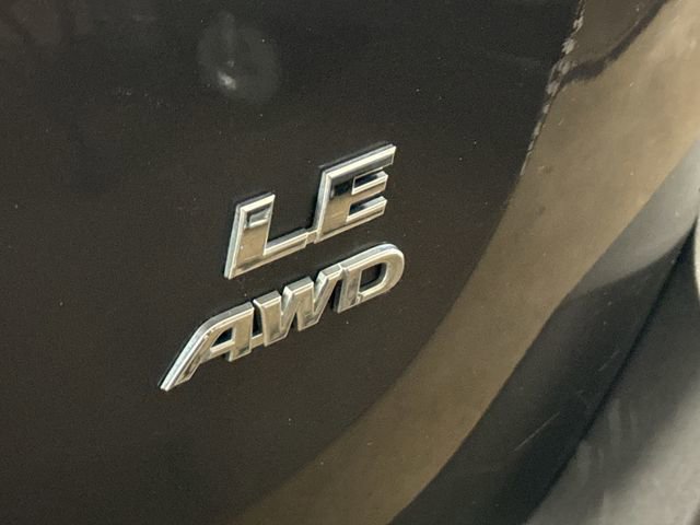 Used 2015 Toyota RAV4 LE image 3