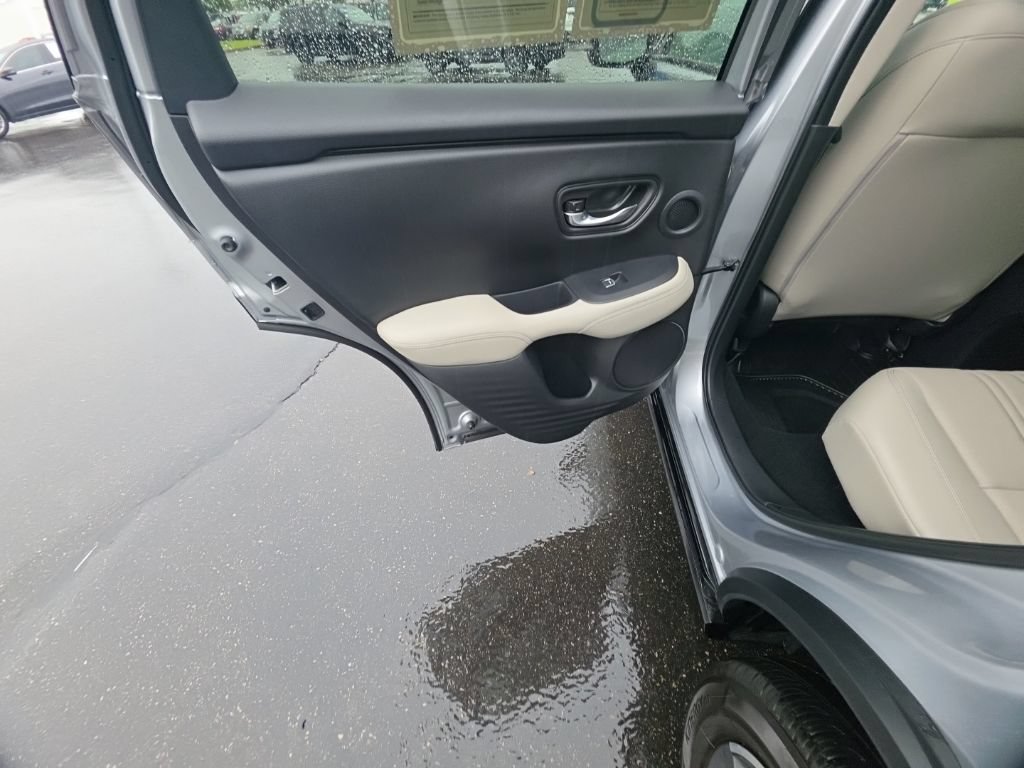 Used 2025 Honda HR-V EX-L image 25