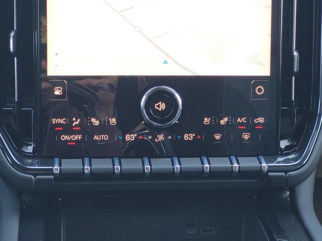 New 2026 GMC Yukon XL AT4 AWD/4WD image 15