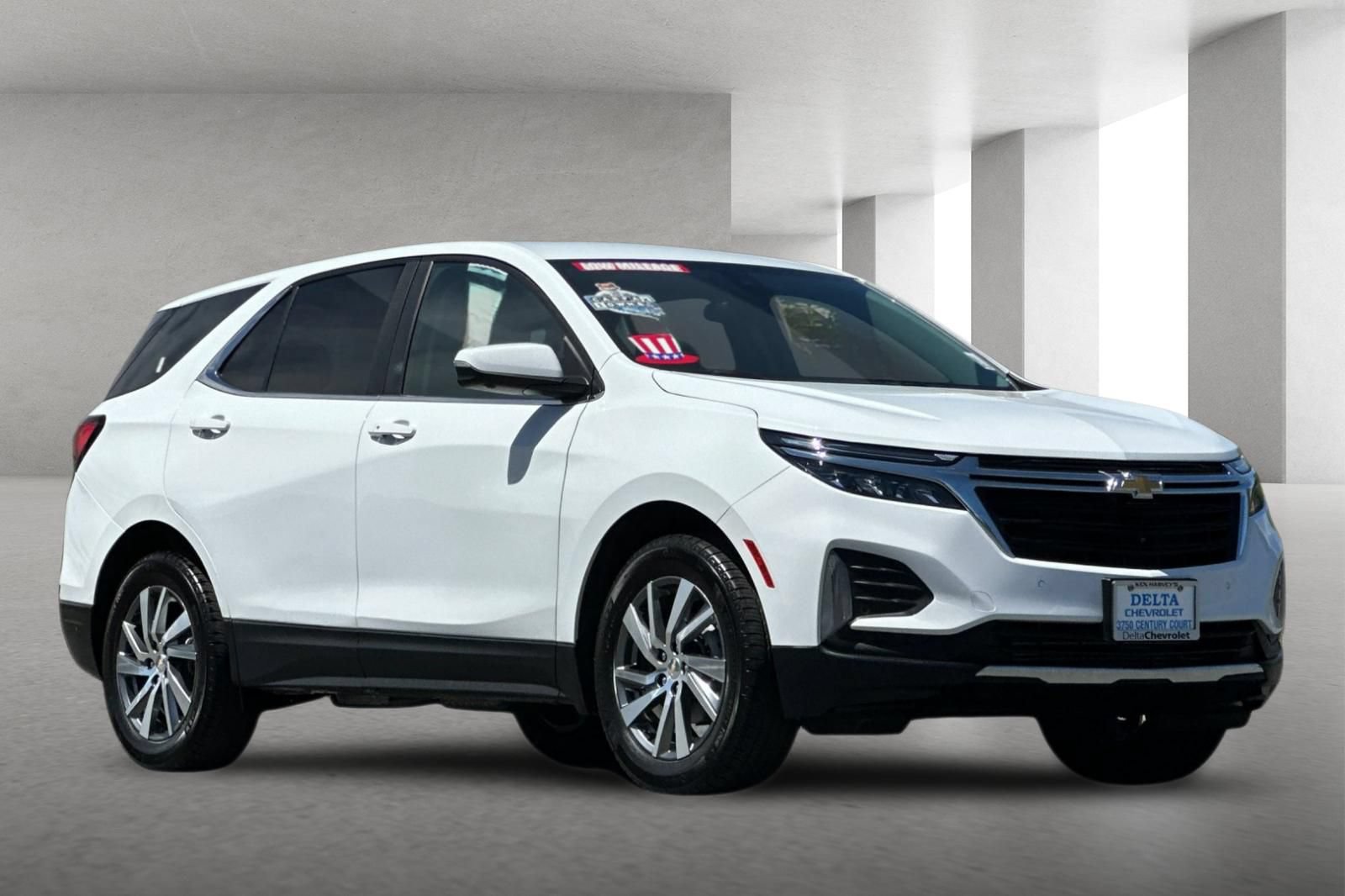 Used 2023 Chevrolet Equinox LT FWD image 1