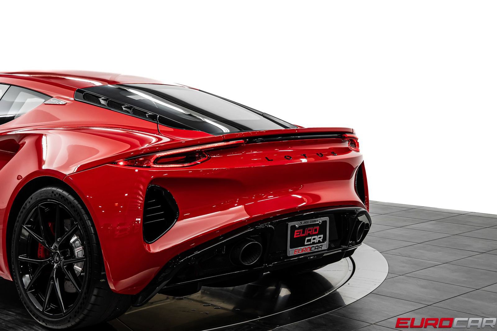 New 2026 Lotus Emira SE image 14