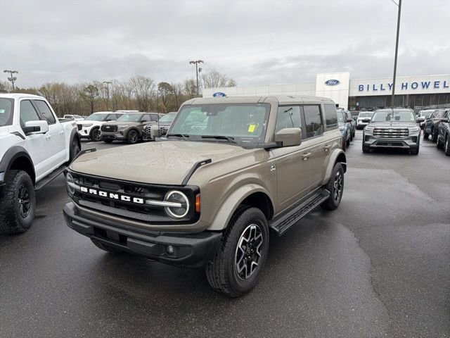 Used 2025 Ford Bronco Outer Banks image 1