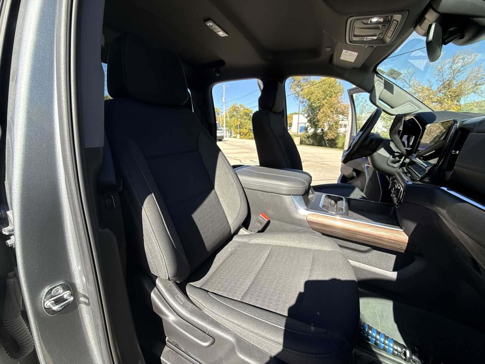 Certified 2024 Chevrolet Silverado 2500 LT AWD/4WD image 26