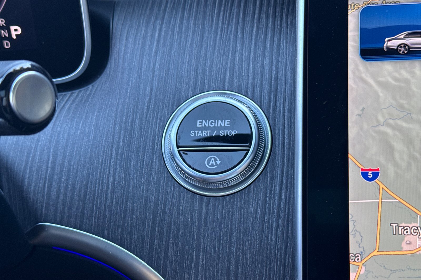 New 2025 Mercedes-Benz C 300 Sedan image 53