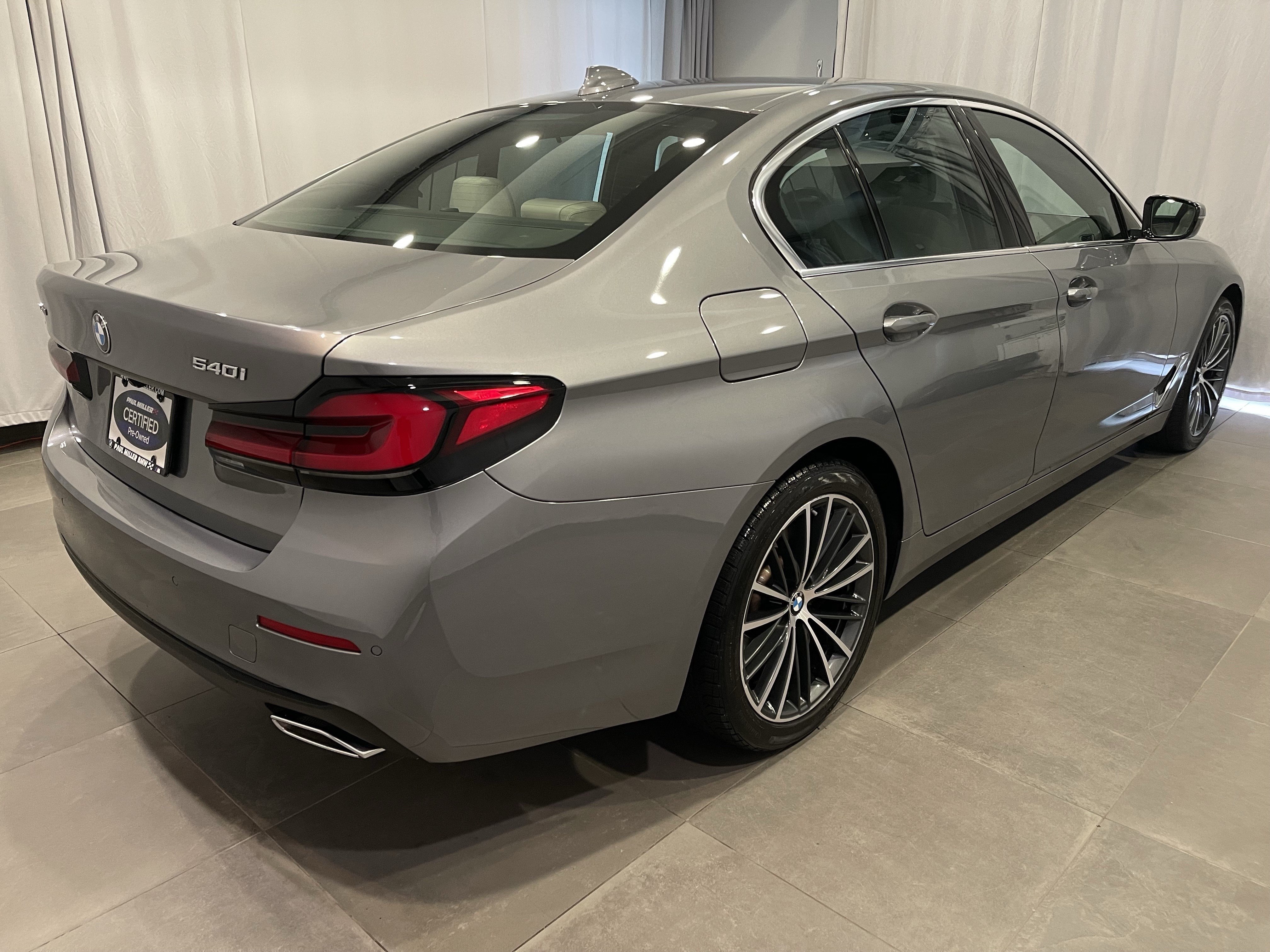 Used 2023 BMW 540i xDrive w/ Executive Package AWD/4WD image 6