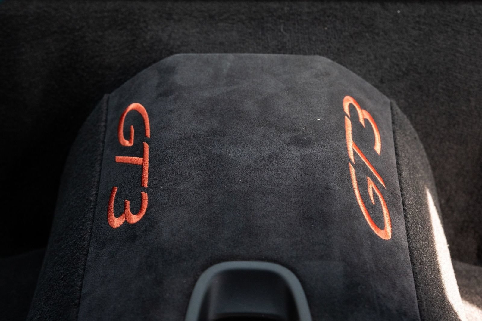 Used 2018 Porsche 911 GT3 RWD image 33