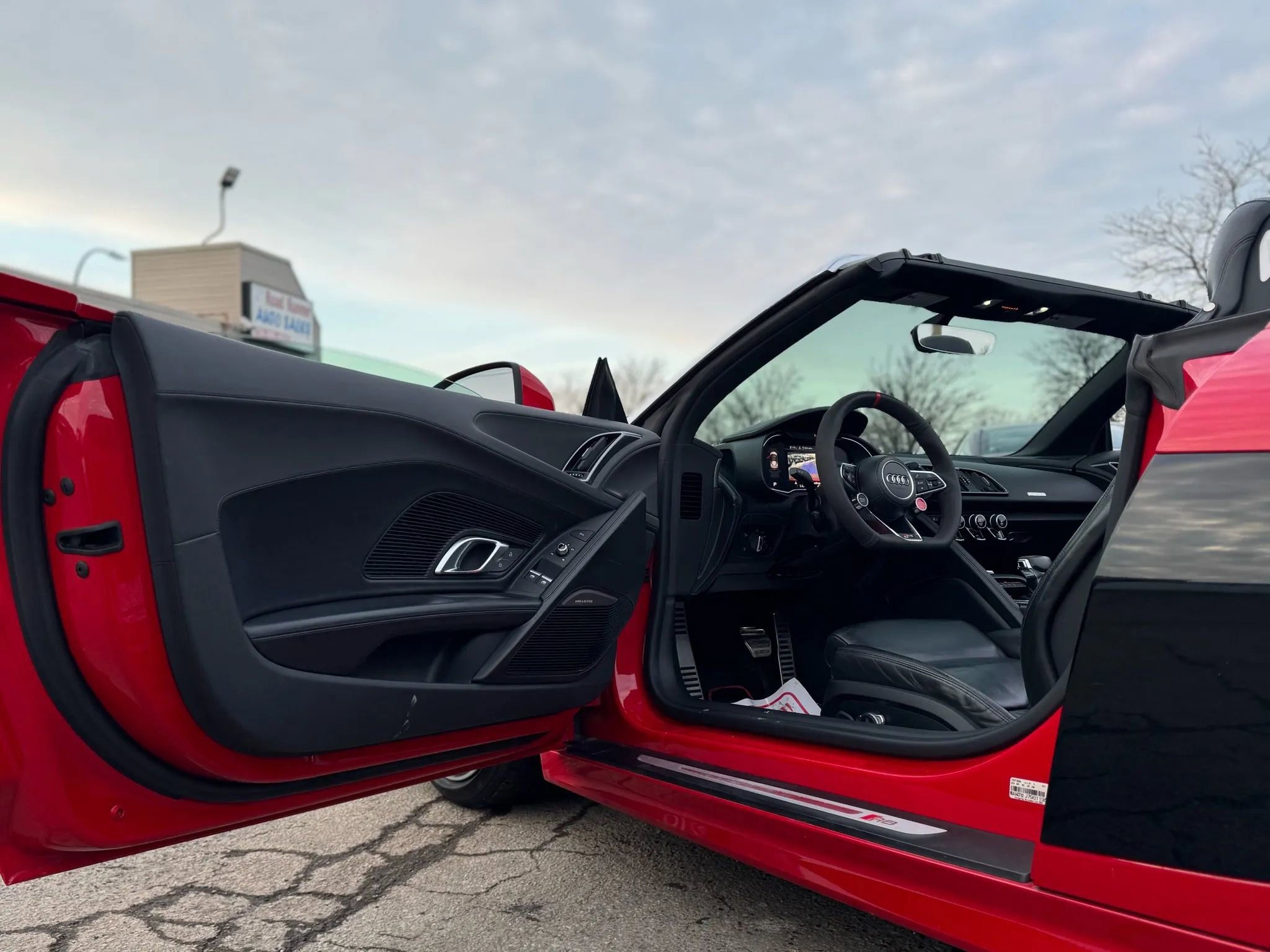 Used 2018 Audi R8 V10 image 22