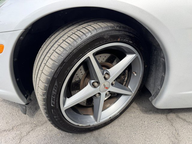 Used 2013 Chevrolet Corvette Coupe RWD image 32