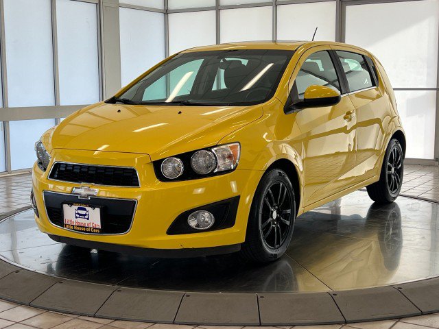 Used 2015 Chevrolet Sonic LT w/ LT Promotional Package FWD image 3