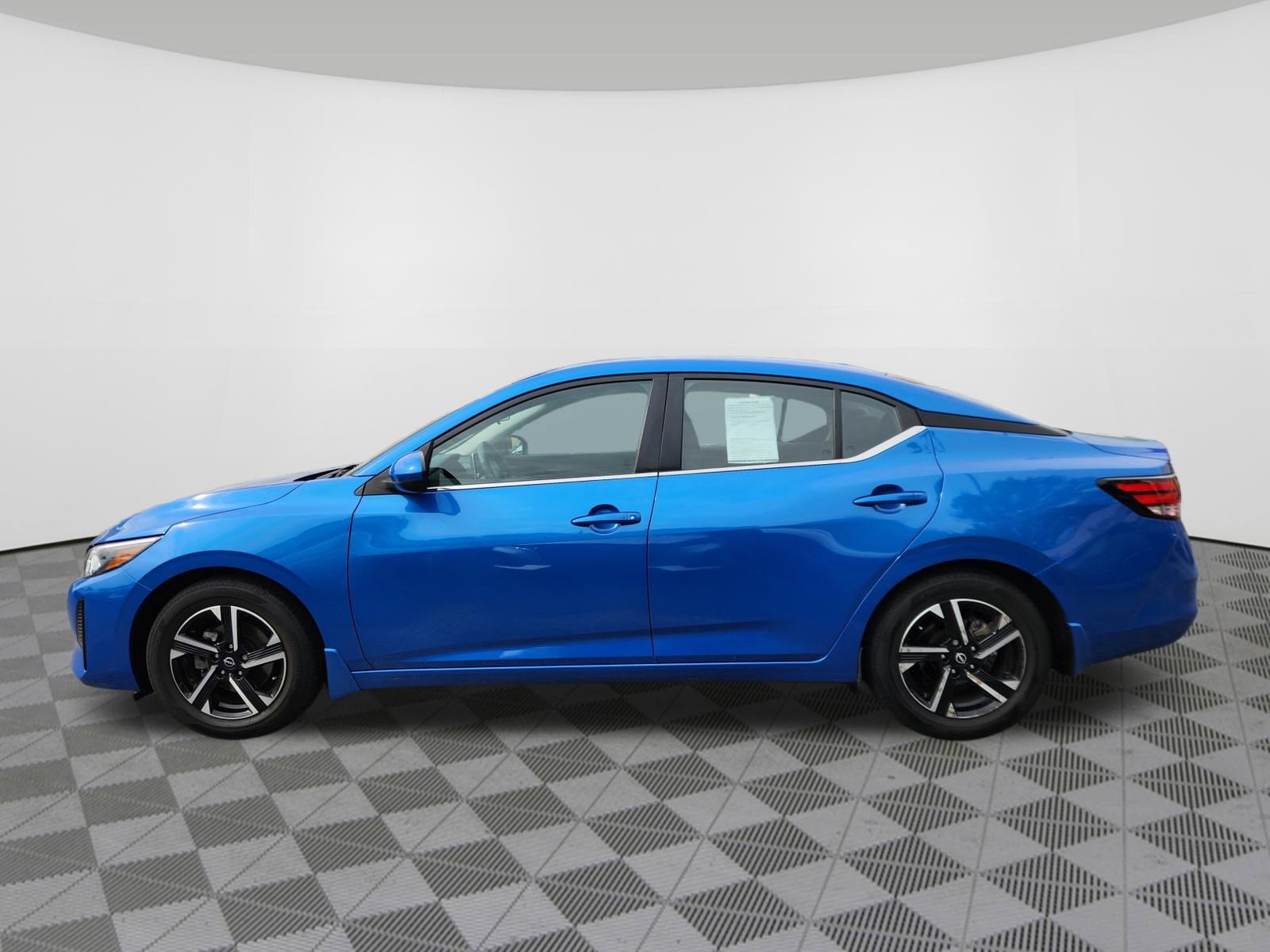 Certified 2024 Nissan Sentra SV w/ All-Weather Package FWD image 5